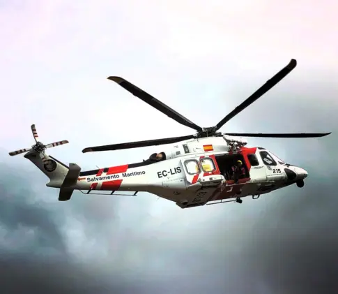 Evacúan al tripulante de un barco a 26 millas de Canarias