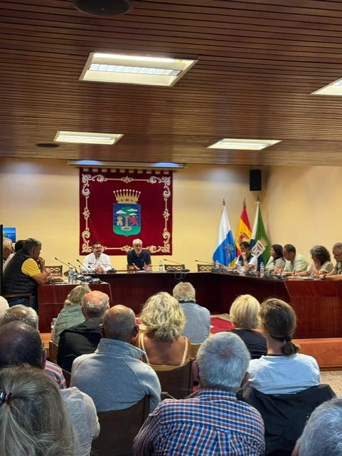 El Cabildo de El Hierro constituye una Mesa del Agua como «foro permanente de escucha»