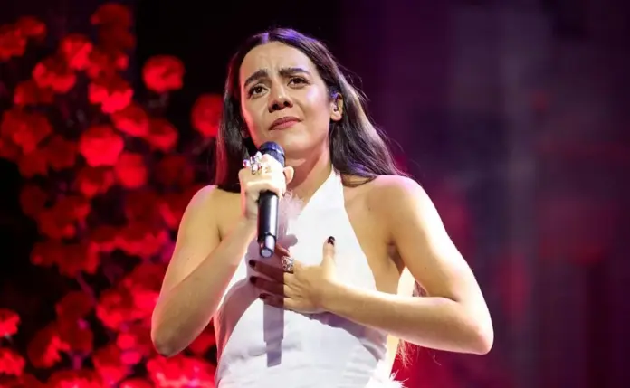 'Tiempo de Alisios' saca los colores al linchamiento de artistas