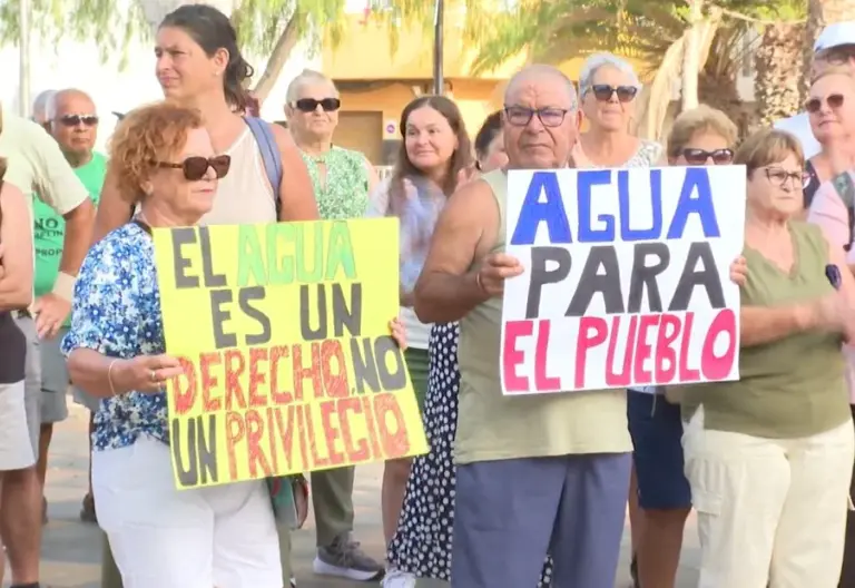 Los vecinos de El Fraile volverán a protestar por el agua