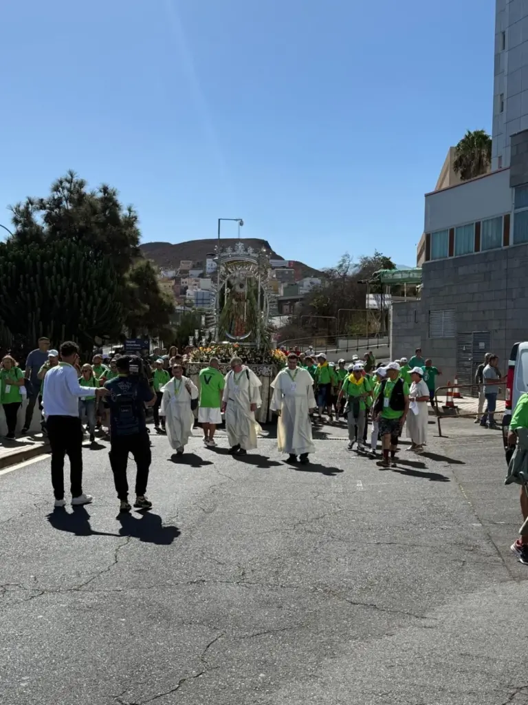 La Virgen de Candelaria visita el Hospital Universitario