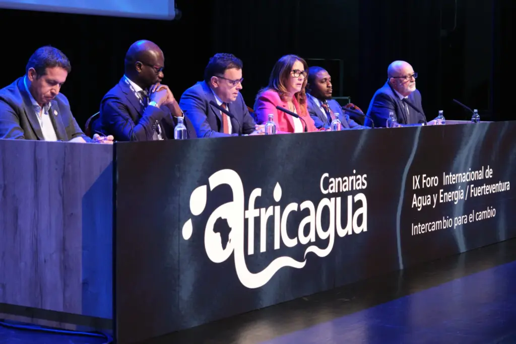 Fuerteventura inaugura Africagua Canarias 2025, un foro en torno a las energías renovables