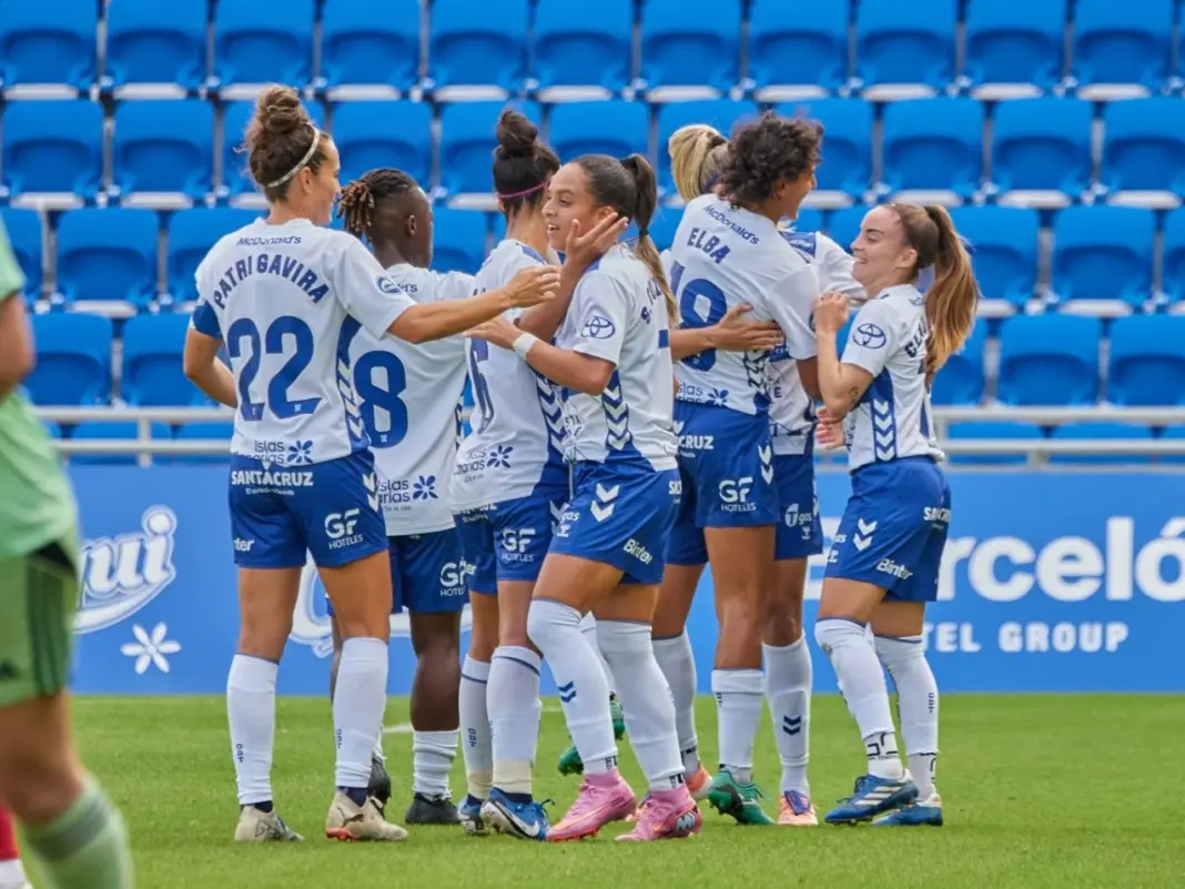 El Costa Adeje Tenerife empata en el Heliodoro ante el Granada CF
