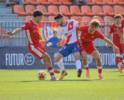 2-1 | El Tenerife B cede ante el Rayo Majadahonda tras adelantarse