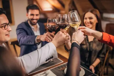 Las comidas de Navidad acaparan este fin de semana los restaurantes de las islas