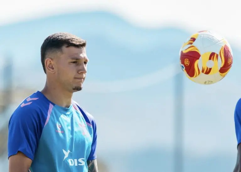 César: «Estoy contento por ayudar al equipo en el campo, no había que desesperarse»