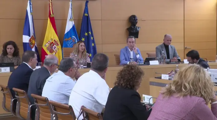El Cabildo de Tenerife presenta a los 31 municipios de la isla el presupuesto para 2026