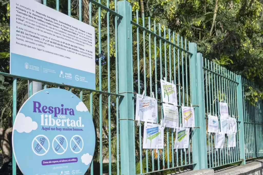 El Parque Juan Pablo II se convierte en el primer ‘Corredor libre de colillas y malos humos’ de Las Palmas de Gran Canaria