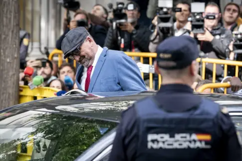 La UCO afirma que Koldo García logró implicar a Ángel Víctor Torres para pagar facturas a la empresa de Aldama