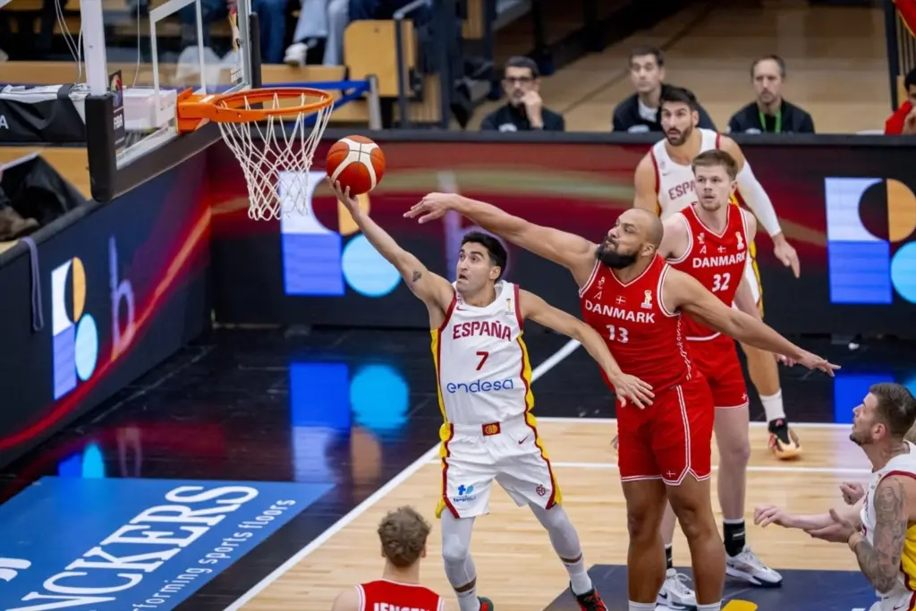 Dinamarca - España, FIBA