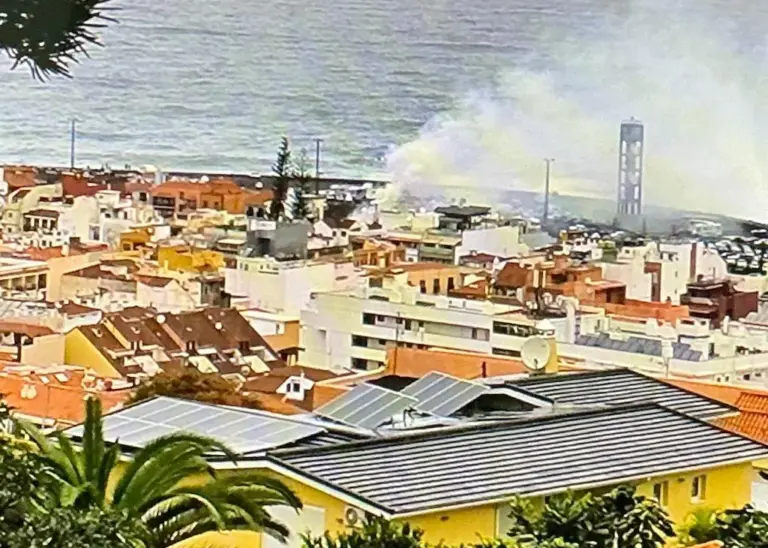 Incendio en el extractor de una vivienda en Puerto de la Cruz