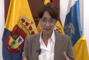 La alcaldesa de Mogán denuncia los argumentos de la consejera de Turismo con respecto a la legalización de las viviendas vacacionales según la nueva ley