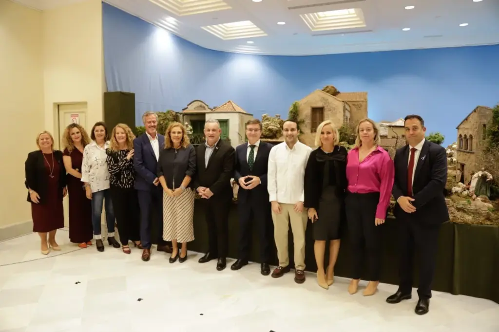 El Parlamento de Canarias inaugura 'El Belén de las emociones'. Imagen cedida por el Parlamento canario.