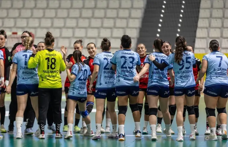 El Romade de Gran Canaria arrasa en Porriño y se colocan sextas