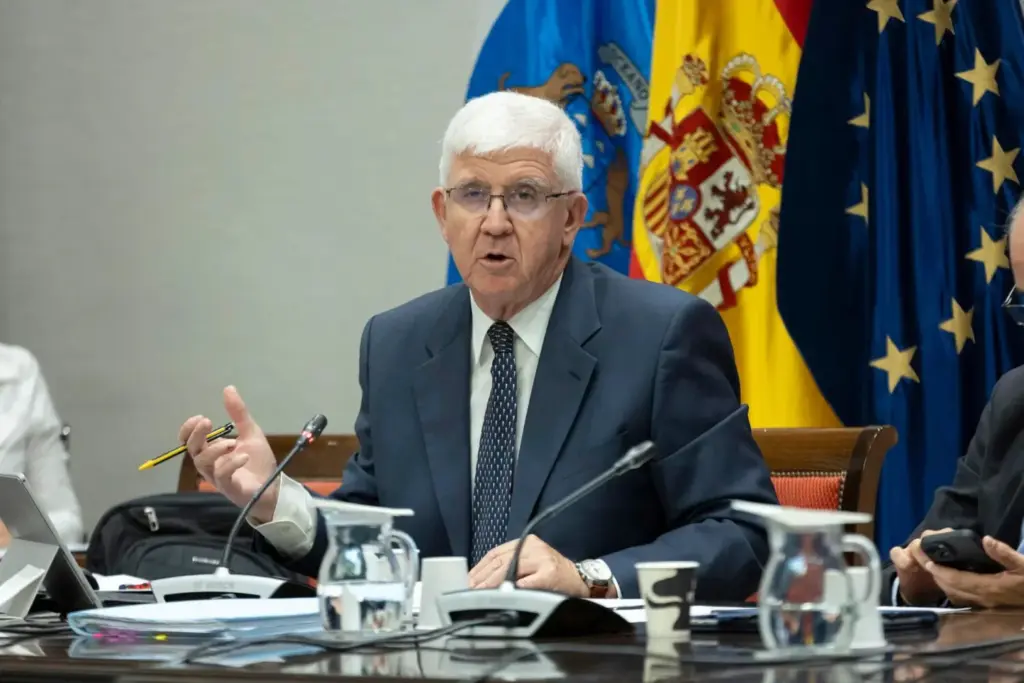 Las universidades públicas canarias presentan sus cuentas de 2021 fuera de plazo tarde y con incumplimiento.EFE