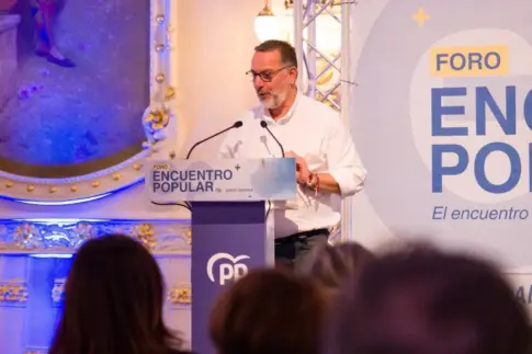 Suárez asegura que el PP apoyará el ‘Decreto Canarias’ «siempre y cuando sea sólo para el archipiélago»