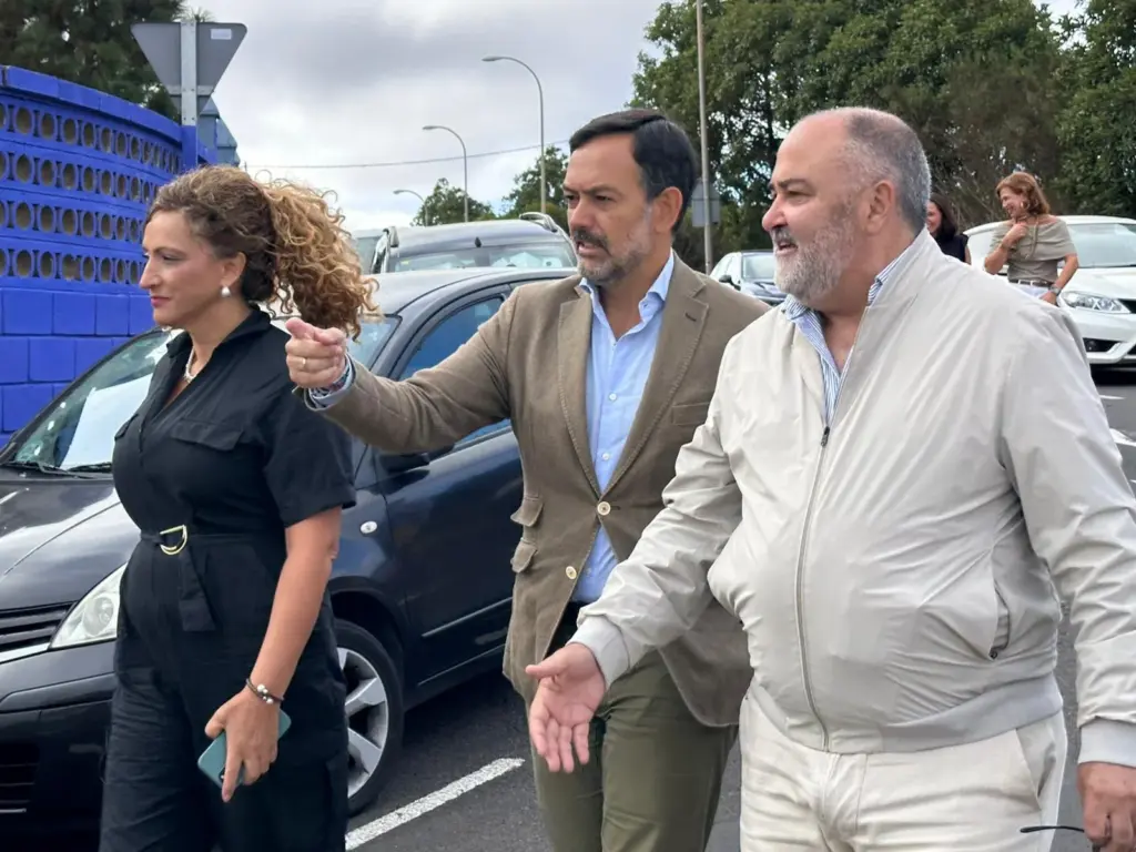 Visita de Lope Afonso y Sonia Hernández a El Rosario (archivo)