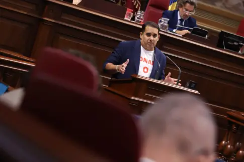 El Parlamento canario respalda por unanimidad la creación de una app para fomentar la donación de sangre