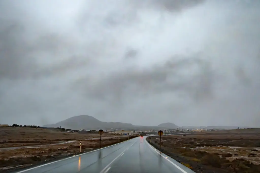 Lluvias y fuertes vientos en Fuerteventura con la llegada de la borrasca Claudia