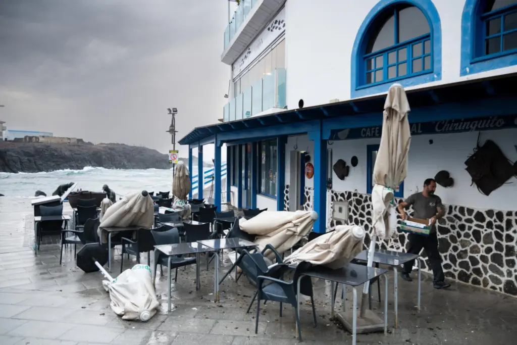 Lluvias y fuertes vientos en Fuerteventura con la llegada de la borrasca Claudia