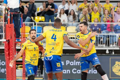 3-0 | El Guaguas vence con contundencia al Levski de Sofía y da un paso más hacia la Champions League