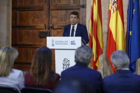 Mazón dimite como president de la Generalitat