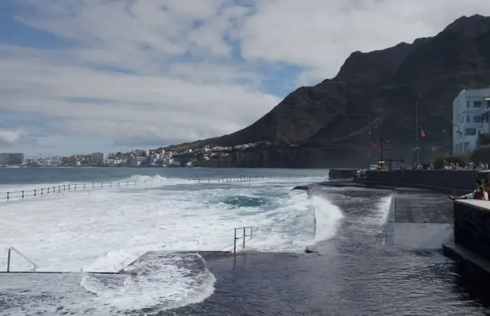 La prealerta por fenómenos costeros en las islas permanecerá durante todo este fin de semana