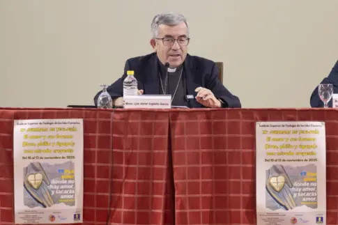 La Conferencia Episcopal reconoce la «verosimilitud» de la acusación de pederastia contra el obispo de Cádiz