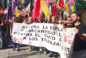 El sindicato UGT han mantenido los paros hoy en comercio y alimentación al no llegar a un acuerdo con la patronal para este 'Black Friday'