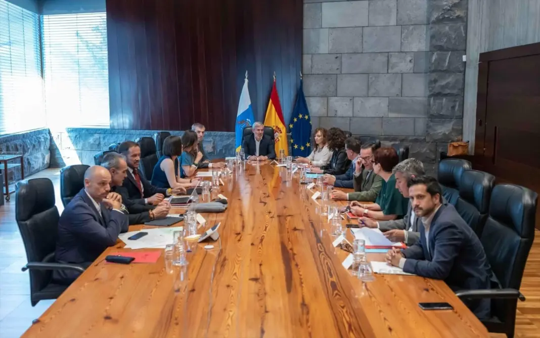 Los presupuestos de Canarias de 2026 comienzan su trámite parlamentario