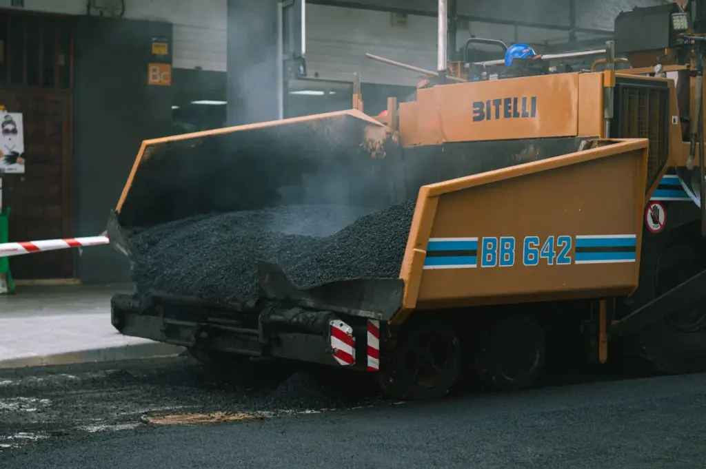 La Laguna programa dos actuaciones de reasfaltado en Guamasa y el camino El Toscal