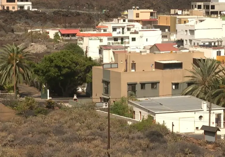 Los vecinos de El Tamaduste llevan más de 24 horas sin agua