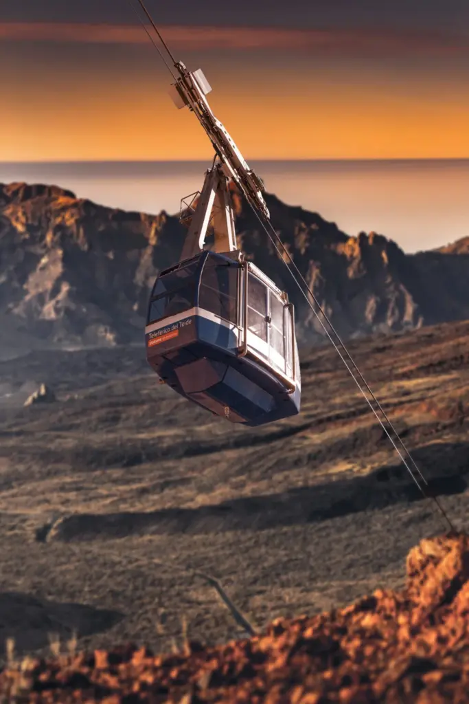 El teleférico del Teide funciona cien por cien con energía sola / Volcano Teide