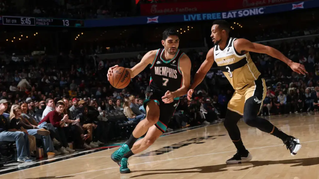 Los Grizzlies ganan tras un partido estelar de Aldama con 37 puntos