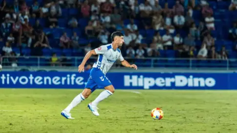 Álvaro González concluye su etapa en el CD Tenerife