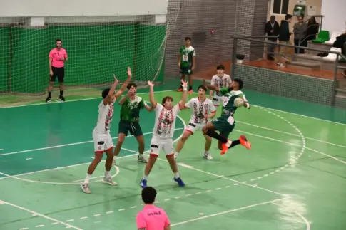 El Ingenio impone su autoridad ante el Luceros y mantiene la tercera plaza