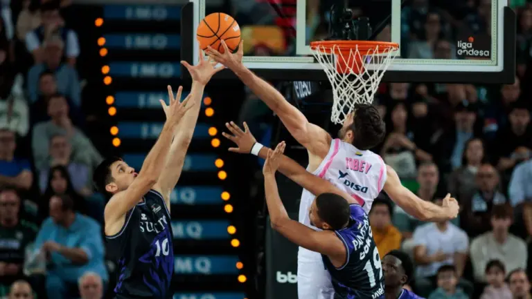 79-72 | El Dreamland Gran Canaria cae ante el Bilbao Basket