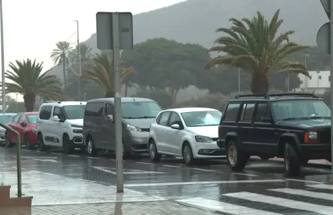 La Gomera dispara el uso del transporte público mientras la DGT insiste en reducir los coches en las ciudades