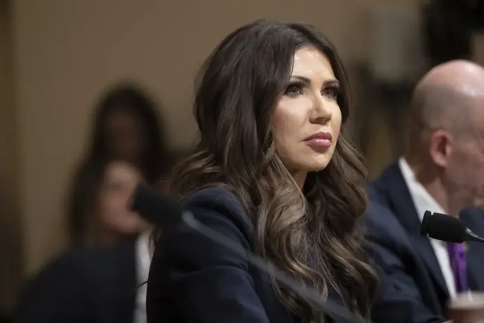 La secretaria de Seguridad Nacional de EEUU, Kristi Noem - Europa Press/Contacto/Mattie Neretin