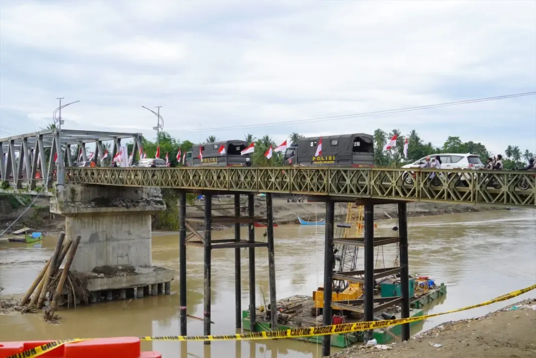 Indonesia retoma la búsqueda de los tres españoles desaparecidos tras un naufragio