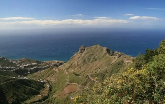 El Cabildo impulsa un plan para mejorar el acceso al agua en el sector primario de Anaga
