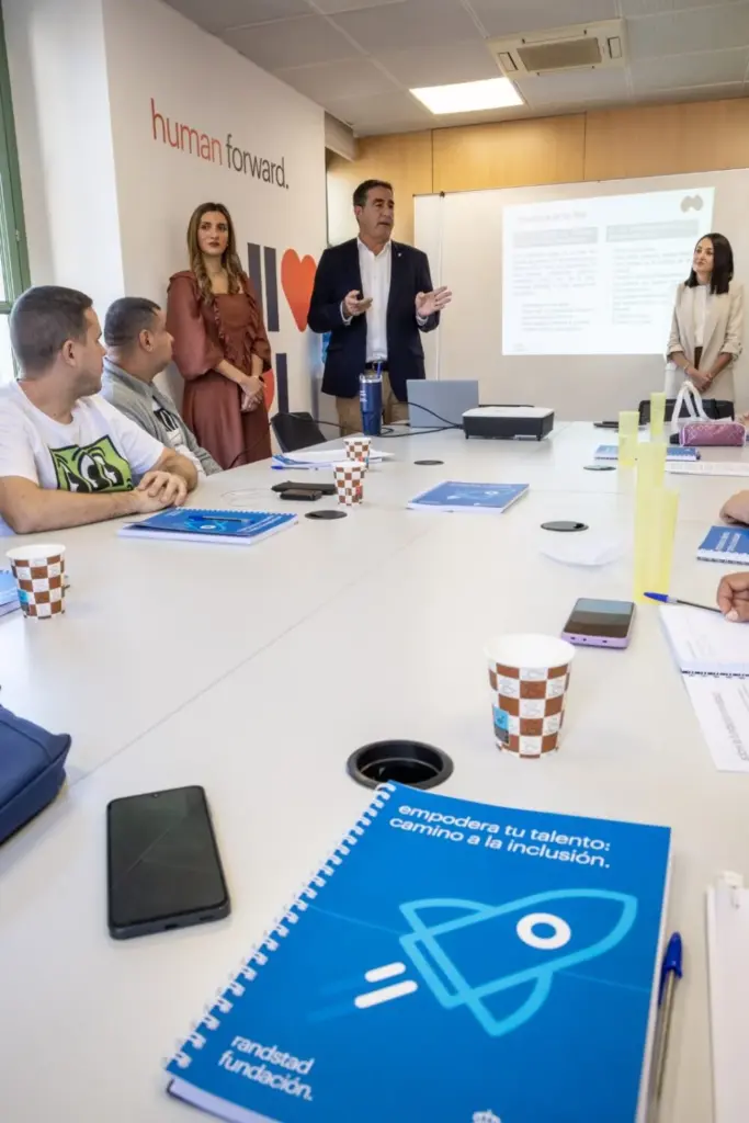 El proyecto 'Todos tenemos un talento' busca incorporar a 75 personas con discapacidad al mercado laboral de Canarias. RTVC,