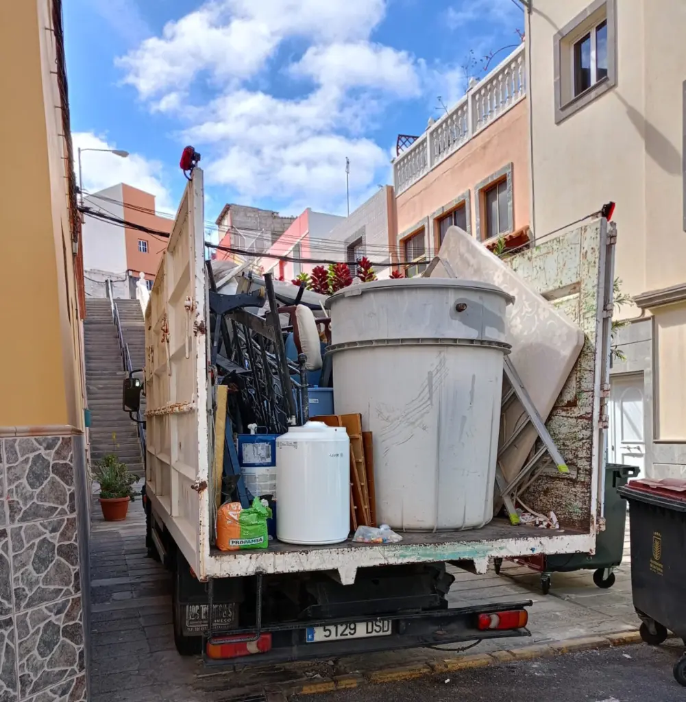 Fechas y puntos de recogida de trastos, enseres y escombros en diciembre en Las Palmas de Gran Canaria. Ayuntamiento de Las Palmas de Gran Canaria.