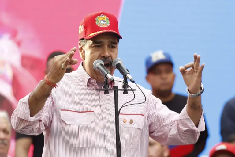 Maduro confirma una conversación telefónica «cordial» con Trump