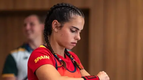 Paula Santos buscará una medalla en el Europeo Júnior de Powerlifting