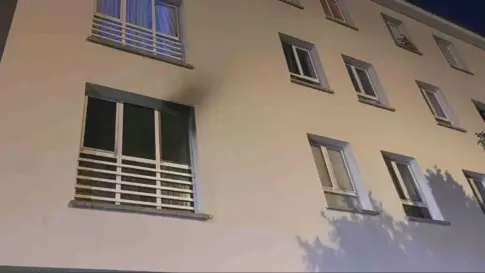 En estado crítico un hombre con quemaduras en el 40 % de su cuerpo tras el incendio de una vivienda en Jinámar