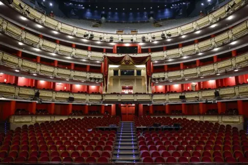 Comienza la cuenta atrás para el Sorteo de Navidad entre colas y mucha expectación