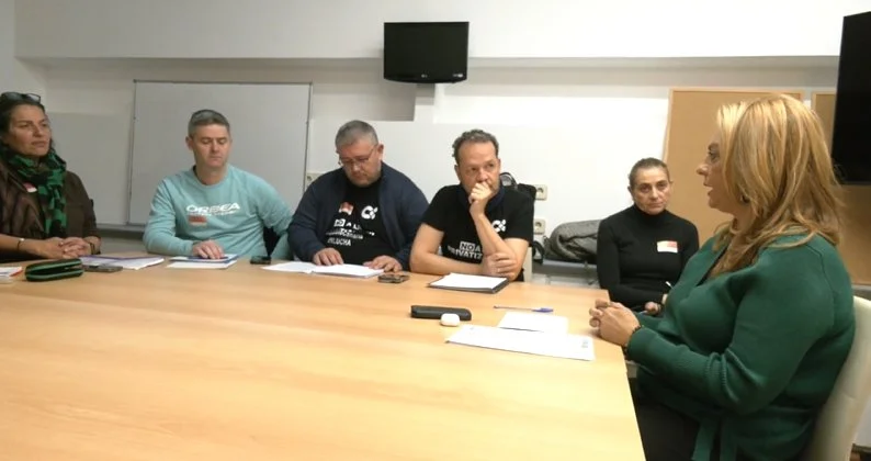 Integrantes de las Radios Televisiones Públicas en Lucha con la diputada Cristina Valido. Imagen RTVC