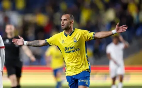 4-0 | La UD Las Palmas gana con contundencia en casa ante la Cultural Leonesa