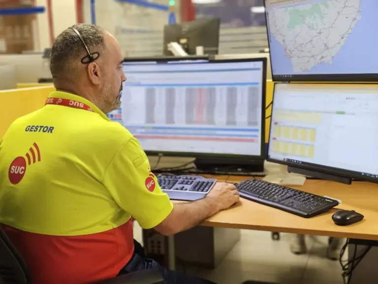 Dos personas heridas de gravedad al sufrir un atropello por un turismo en una avenida de La Laguna